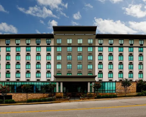 هوليداي إن إكسبرس آند سويتس فورت وورث داون تاونا باي آيتش جي Hotels near ساندانس سكوير