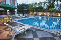 Country Heritage Resort Hotel Surabaya - โรแมนติก