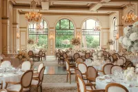 埃米塔日呂西安巴里亞飯店