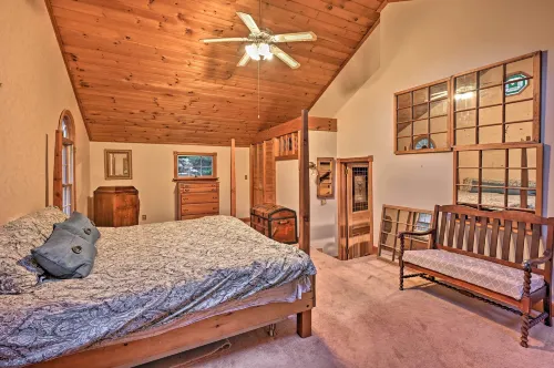 Beautiful Jay Peak Home Near Creek and Waterfalls! - Badekar