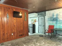 Rustic private aptzen Eau Gallie Downtown & 5 minutes Melbourne Beach