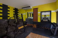 Earl's Regency Hotel - Gym