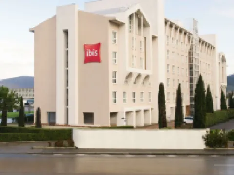 Ibis Firenze Nord Aeroporto Hotels near Florence "Amerigo Vespucci" Airport