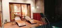 HF Pool Resorto - Resorts