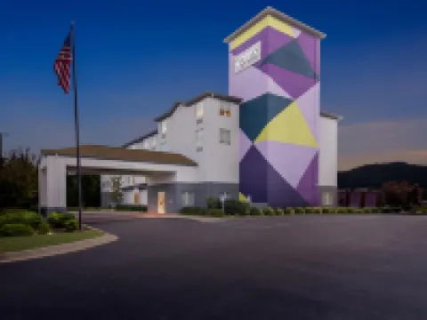 スパーク by ヒルトン リンチバーグ リンチバーグのホテル