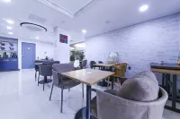 Incheon (Yeonanbudu) the K-Hotel