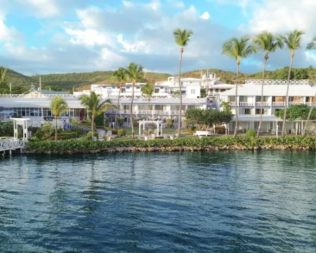 Parador Villa Parguera Hoteles en Parguera