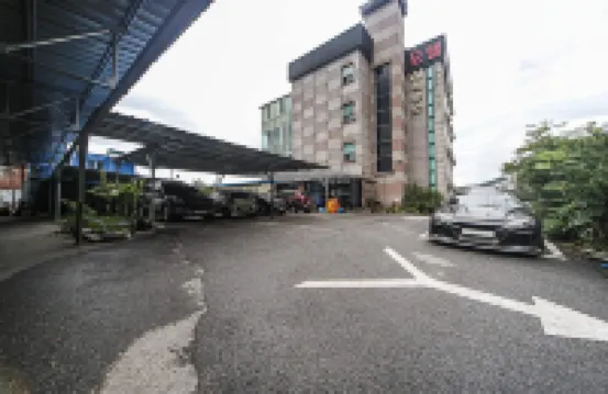 Hongcheon W House