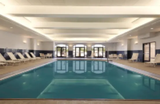 แฮมป์ตันอินน์แอนด์สวีทส์ แคนซัสซิตี้-คันทรี คลับ พลาซ่า