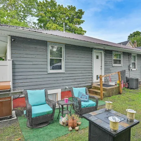 VIP Notre Dame Weekends from This South Bend Stay