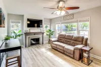 Half-mi to Dtwn Yankton & River: Charming Home! - 3-Star