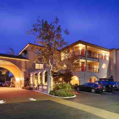 Dry Creek Inn Mod Collection by Sonesta Hotel Exterior