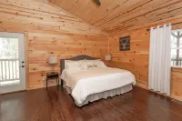 Private Cabin Overlooking Hocking Hills