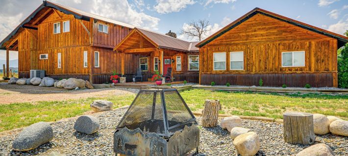Private Powell Ranch Cabin w/ Mountain Views! Hôtels à&nbsp;: Comte de Park