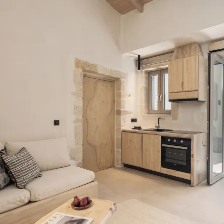 Manili Boutique Suites & Villas