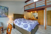 The Swedish Fish Getaway on Lake Saint Clair! - balcony