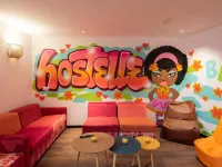 Hostelle - Women Only Hostel Barcelona Hôtels à proximité de : Métro Horta