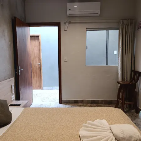 Cozy Guest Room in Asunción's Heart