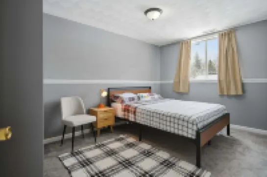 Pet Friendly Lansing Home - Private Gym - Near MSU