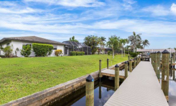 Riverfront Home w Private Dock Pool Beaches