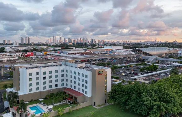 巴拿馬城地鐵購物中心萬怡酒店