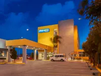 City Express by Marriott San Luis Potosí Zona Industrial Отели рядом с достопримечательностью «Арена «Эль-Домо»»