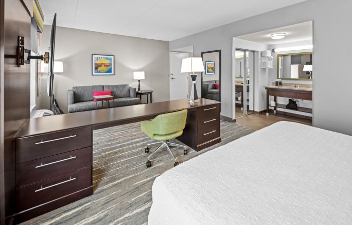 Hampton Inn & Suites Camp Springs/Andrews AFB