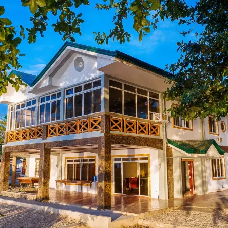 McKinley Grand Marina Hotel and Resort