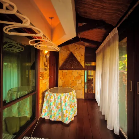 Serene Palm Heritage Tropical Villa