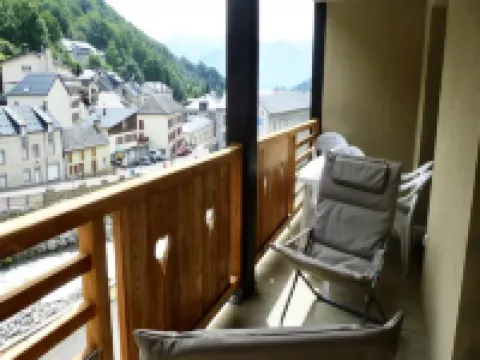 Apartment in Pyrenees with Mountain Views Hotels in Sers