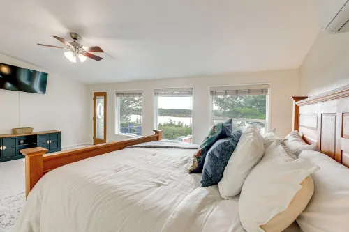 Private Beach, Deck & Grill! Siuslaw River Getaway - 3 Sao