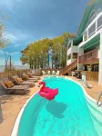 Waterfront, Stunning Views + Pool + Kayaks! Pet Friendly!