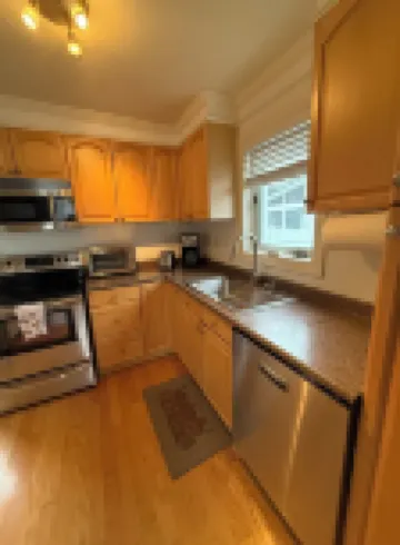 Charming Home Minutes from Downtown Rockville