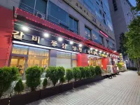 Like U Hotels near Lafesta