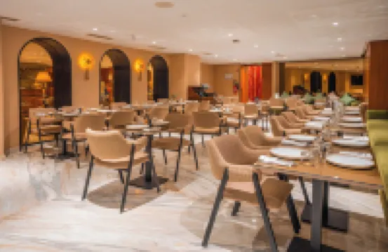 บราท โฮเทล