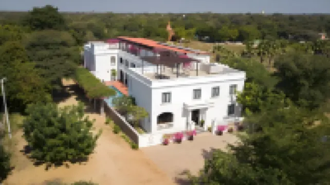 Queen Thanbula Hotel Bagan Hotel di 