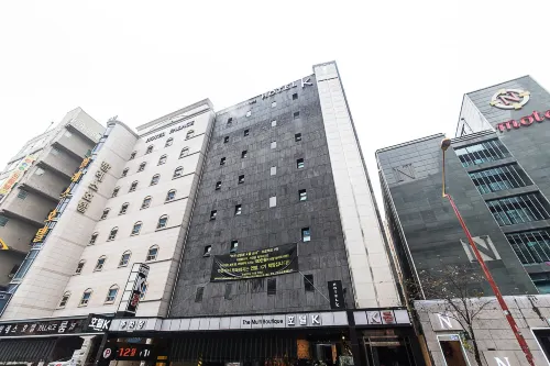 K Hotel - Desayuno
