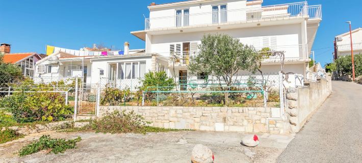 Apartments and Room Milka-Jere Hoteles en Primošten