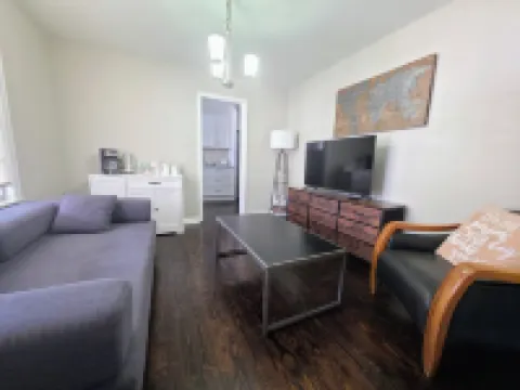 Cozy Retreat Near Airport & Downtown Hotels in Hapeville