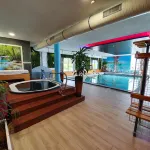 Best Western Hotel  Spa Pau Lescar Aeroport - Family