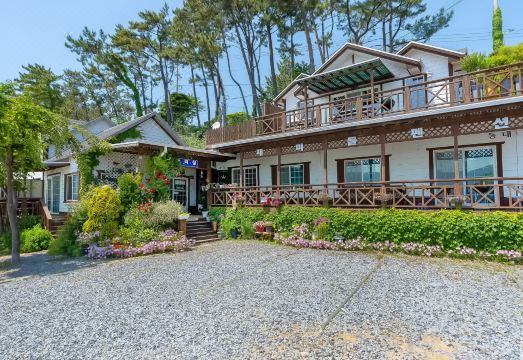 남해 재미들펜션