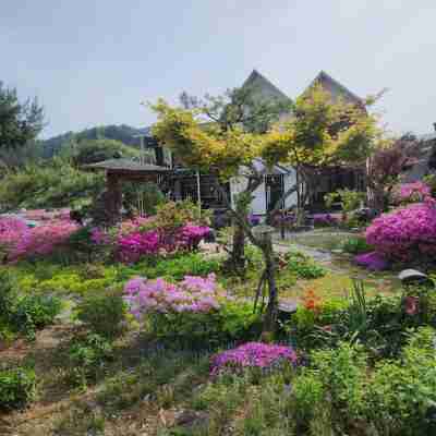 Pyeongchang Riverside Memories Pension Hotel Exterior