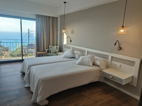 薩巴洛尼亞青年旅館