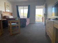 Economy Inn - Motels
