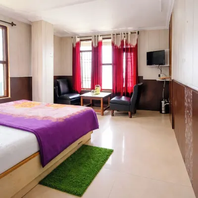 Hotel The Harbansh Near Mall Road Hotels near The Ridge