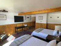 Lava Mountain Lodge - Mountain view