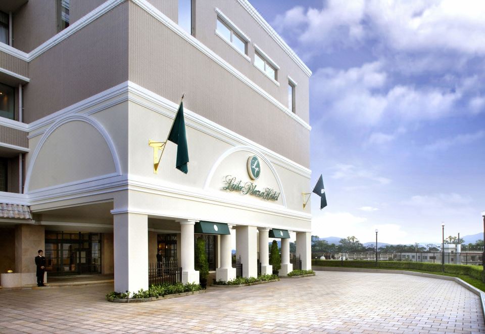 루크 프라자 호텔
