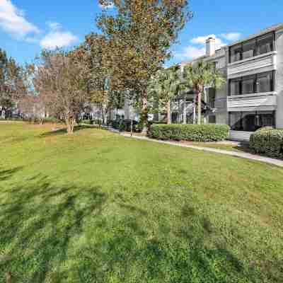 Solara Apartments Spacious 2BR Apartment Sleeps 6 Pet-Friendly Hotel Exterior