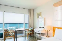 Jeju Yongdam House