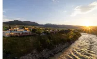 Yellowstone Retreat Rentals U4: two blocks from Yellowstone!